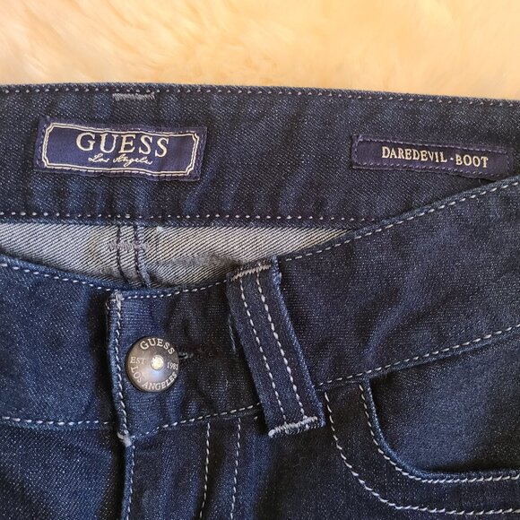 Guess Daredevil Lowrise Bootcut Jeans  - Size 28 x 32 - Picture 3 of 6